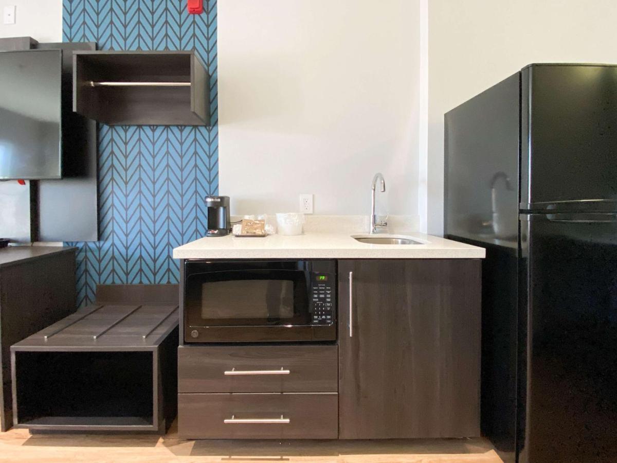 Studio 6 Suites Stockton, Ca Waterfront Eksteriør bilde