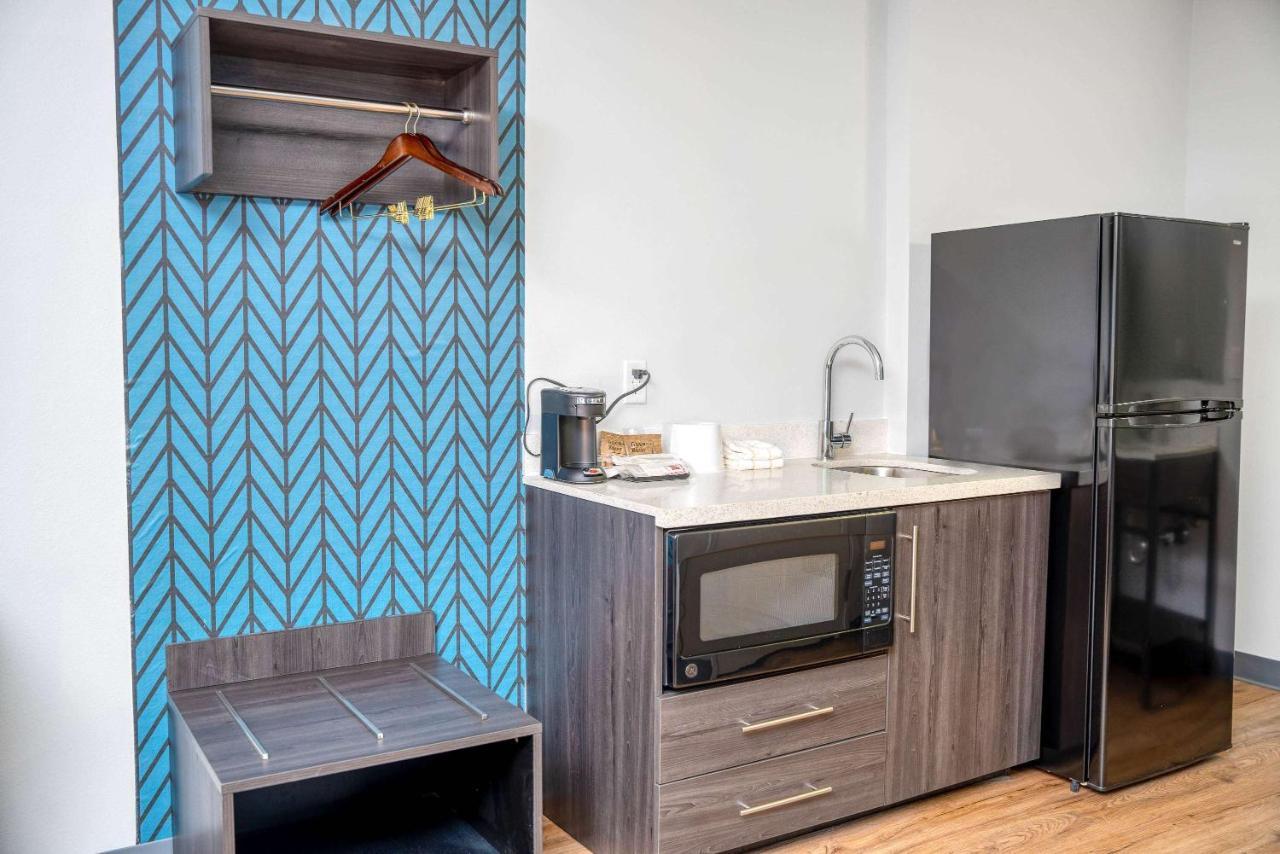 Studio 6 Suites Stockton, Ca Waterfront Eksteriør bilde